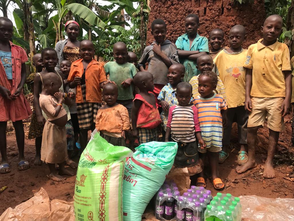 Sponsor a child<br />
